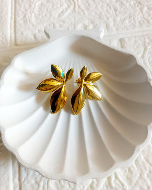 FLORAL LEAF STUDS EARRINGS