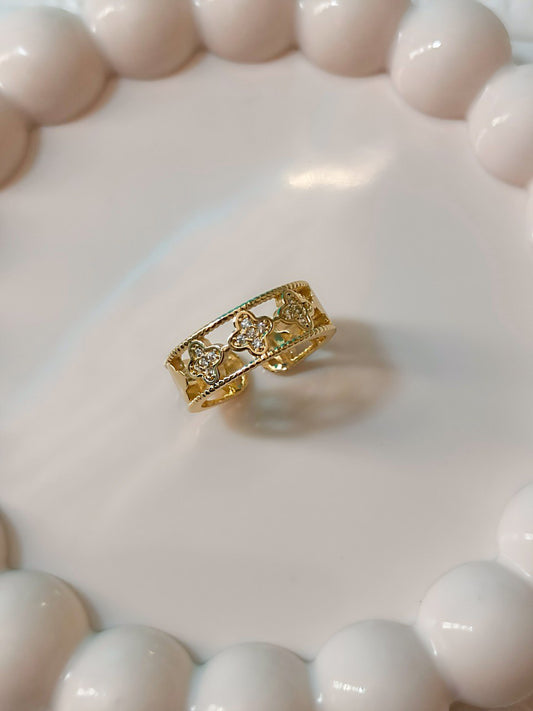 CLOVER TRELLIS ADJUSTABLE RING